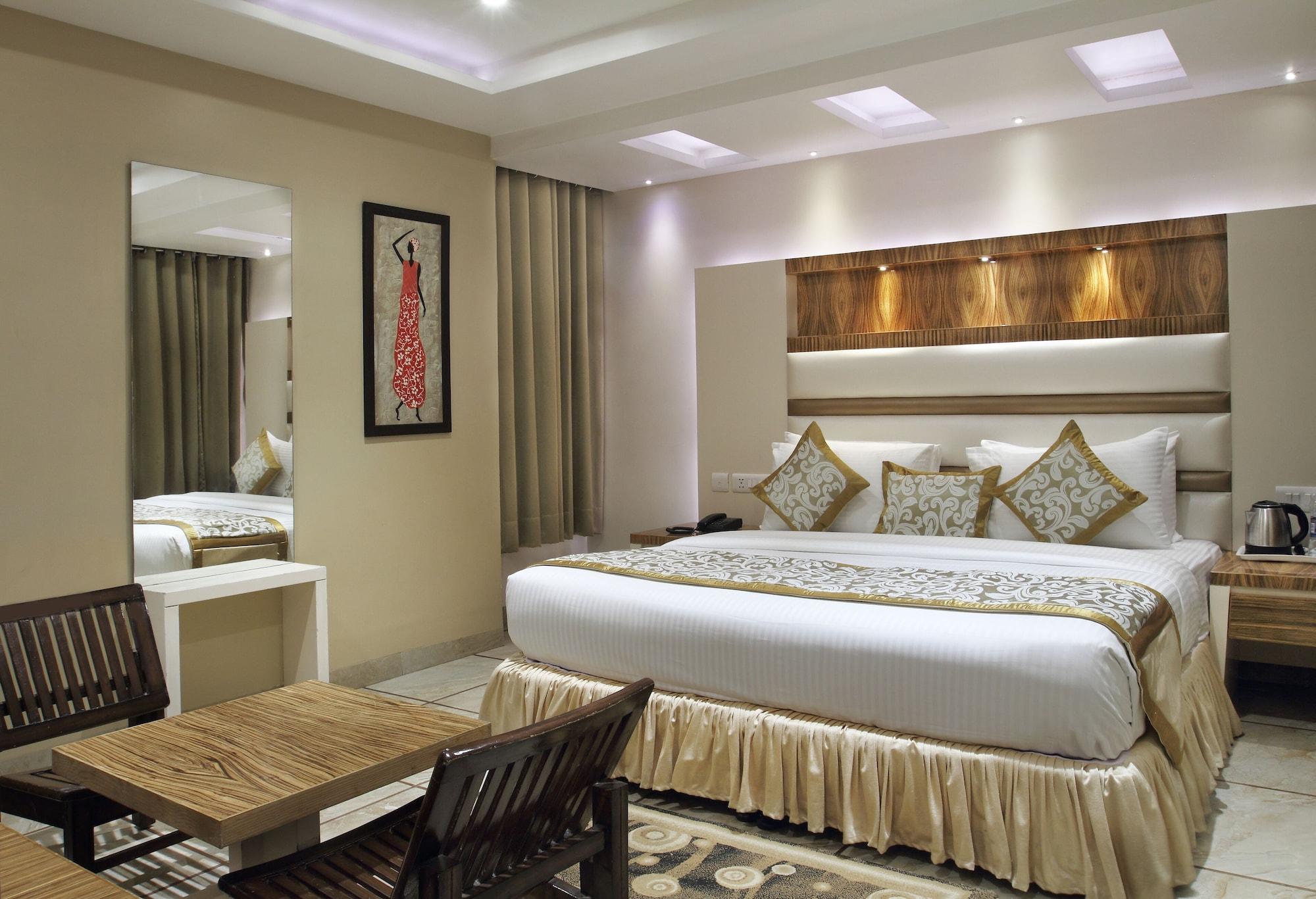 Hotel Hari Piorko - New Delhi Railway Station Екстер'єр фото