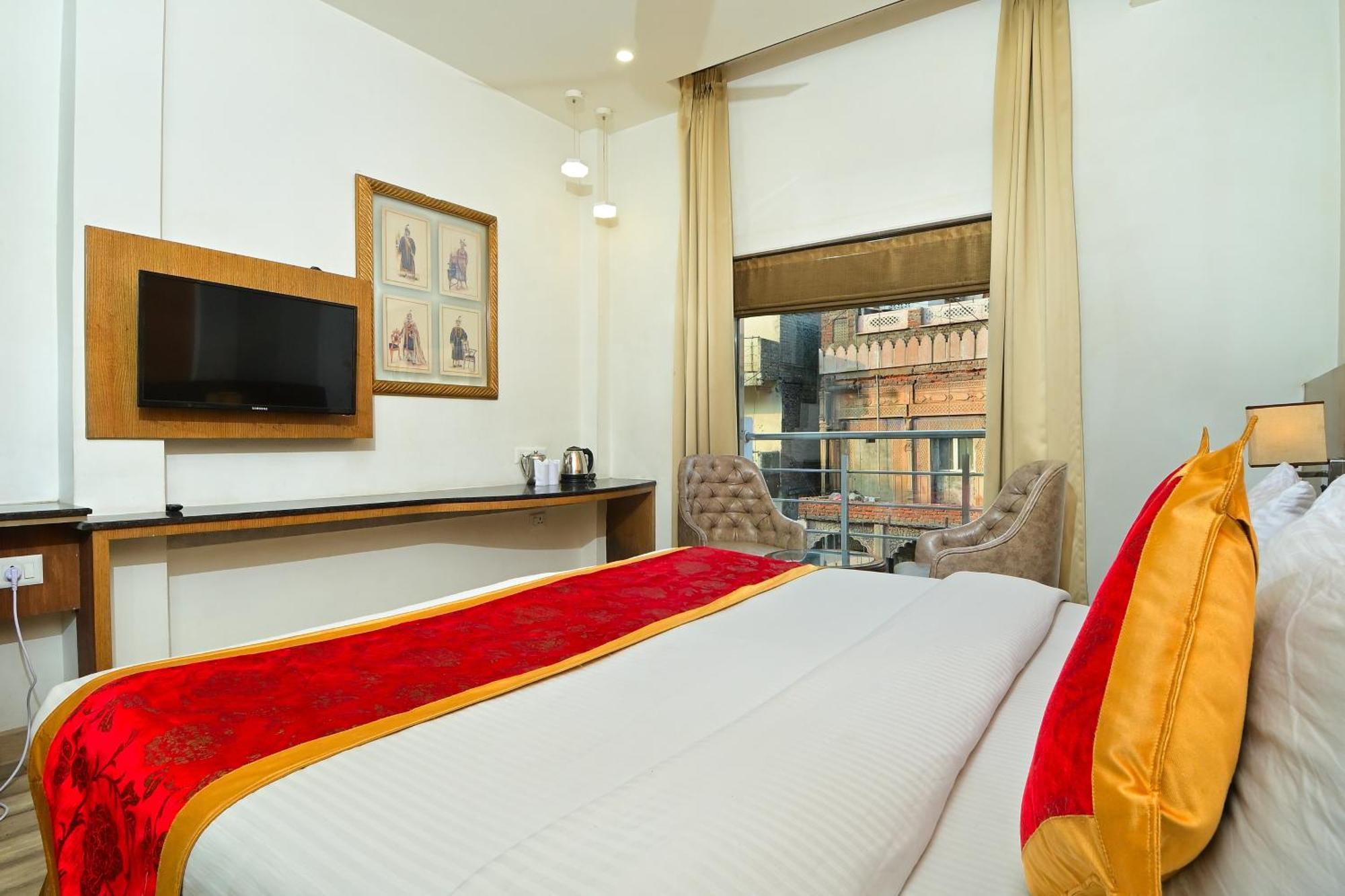 Hotel Hari Piorko - New Delhi Railway Station Екстер'єр фото