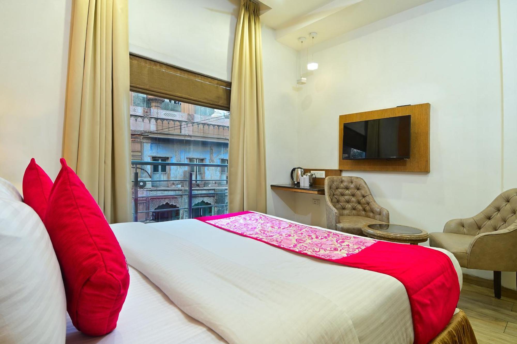 Hotel Hari Piorko - New Delhi Railway Station Екстер'єр фото