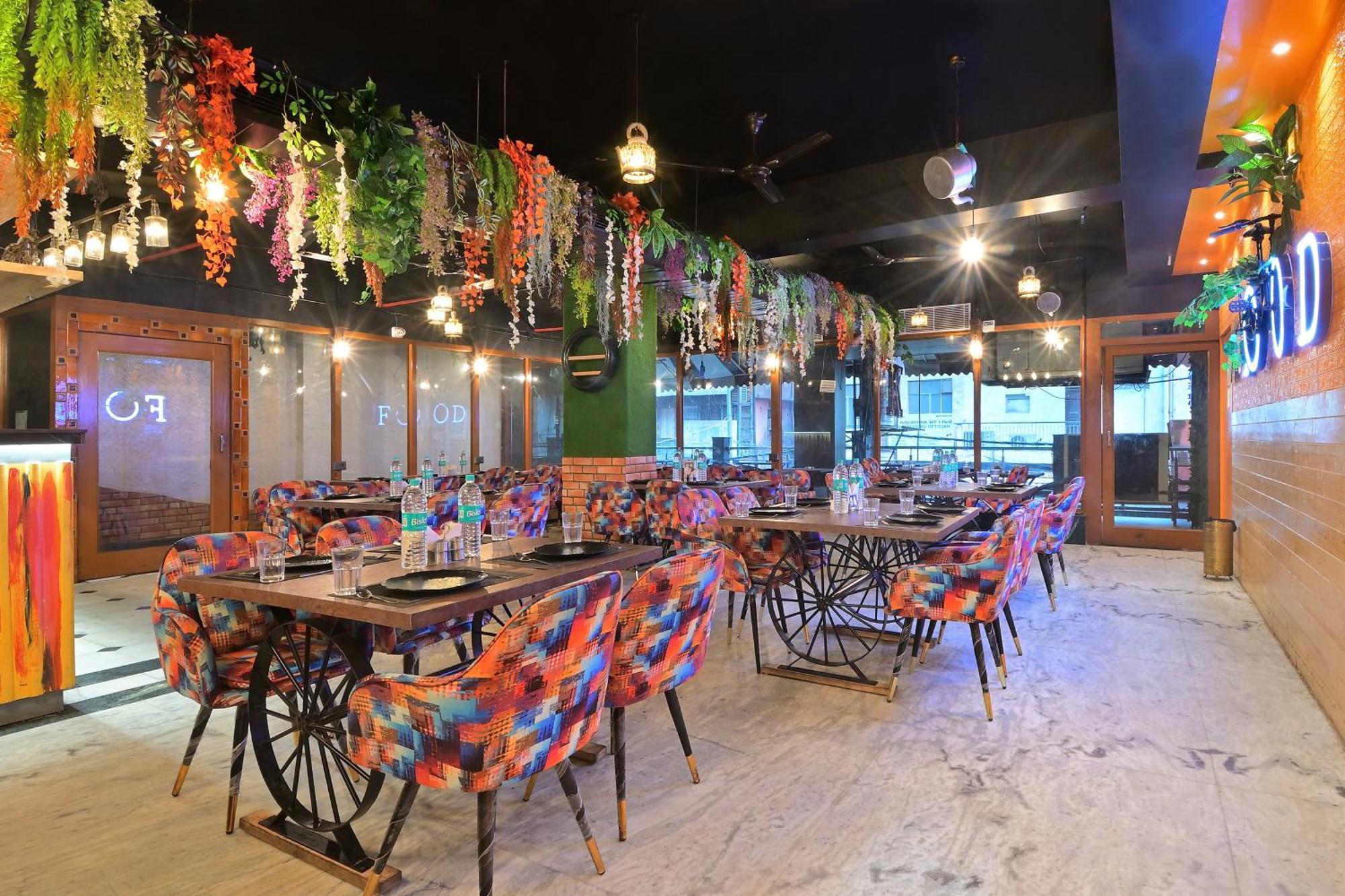 Hotel Hari Piorko - New Delhi Railway Station Екстер'єр фото