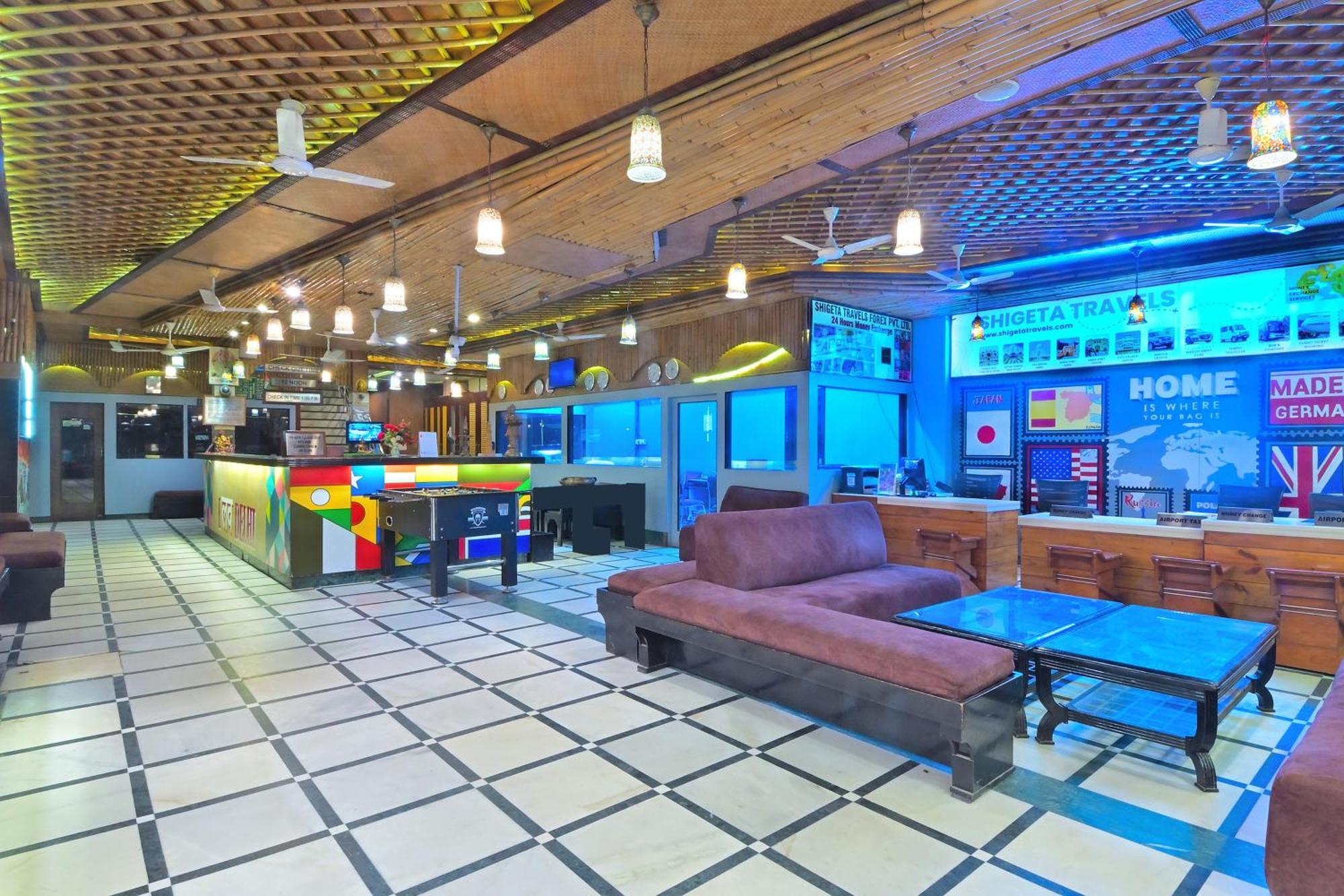 Hotel Hari Piorko - New Delhi Railway Station Екстер'єр фото