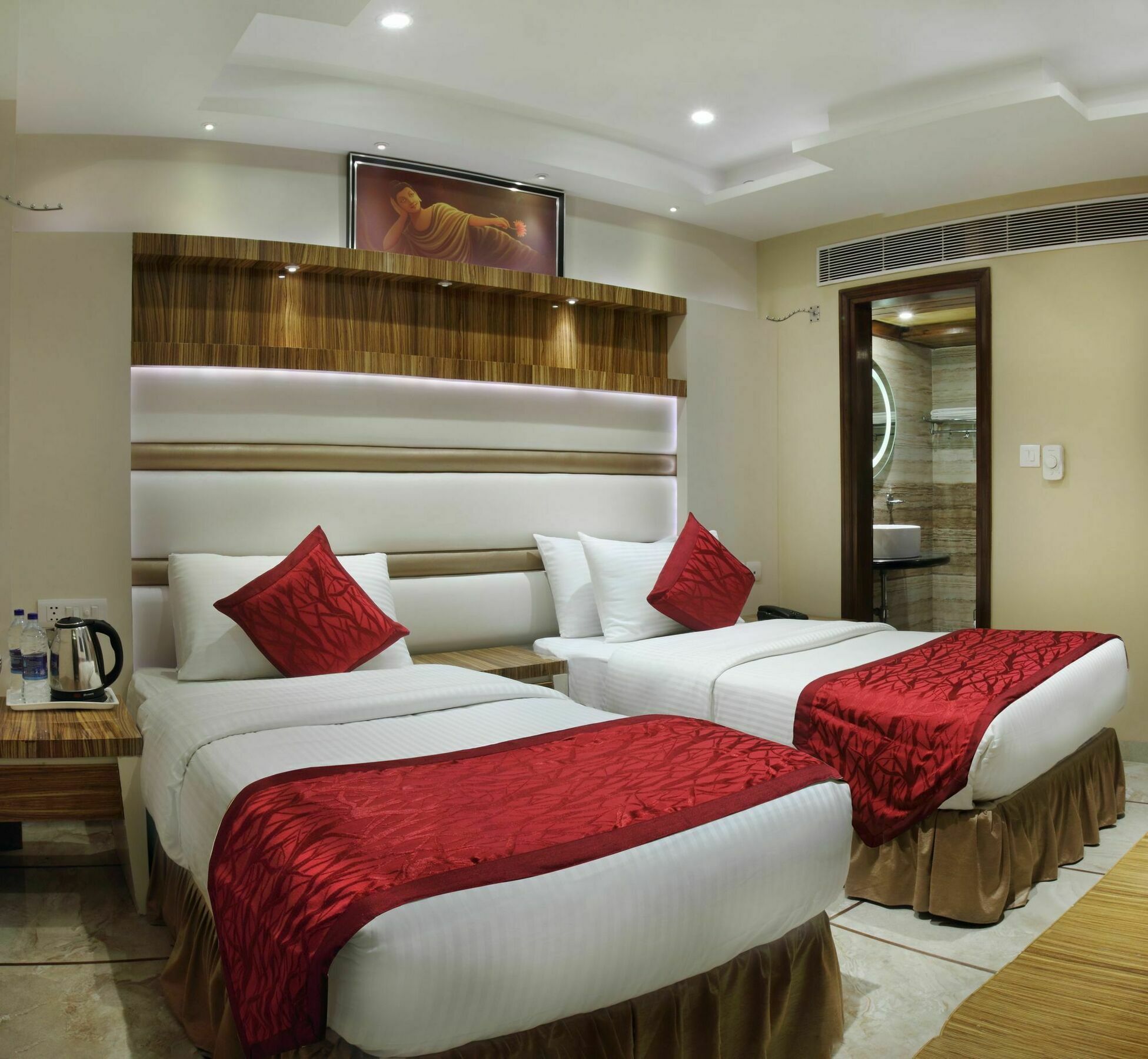 Hotel Hari Piorko - New Delhi Railway Station Екстер'єр фото
